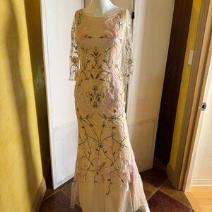 Too Tang Embroidered Maxi Gown – Apricot w/Birds & Floral Detailing -NWT, Size S